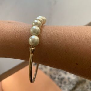 Pearl gold bracelet